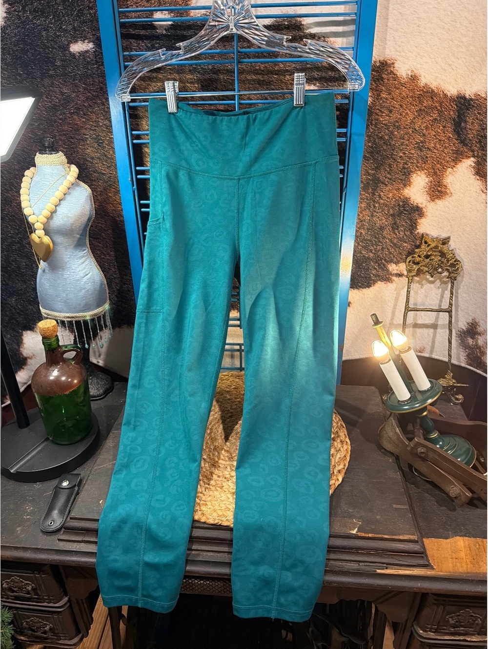 Lilly Pulitzer Luxletic Teal Green Yoga Pants with Subtle Pattern